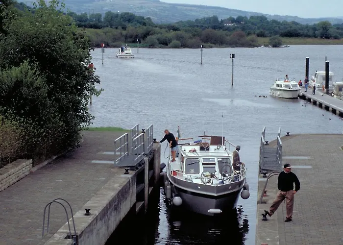 Lough Allen & 3* Drumshanbo